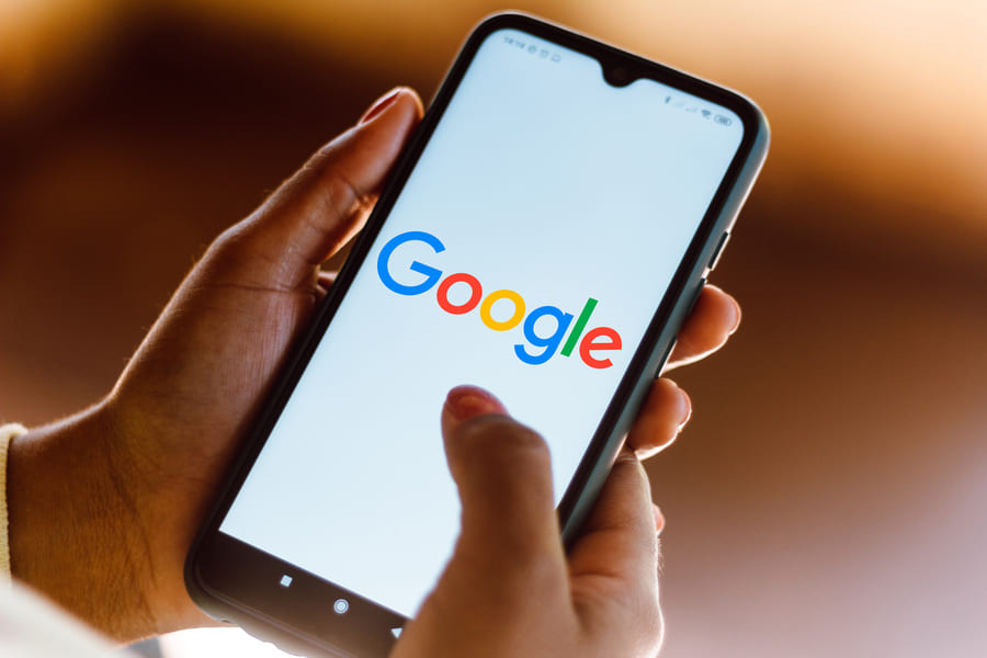 Logo Google sur un smartphone